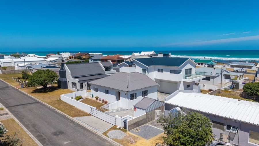 4 Bedroom Property for Sale in Agulhas Western Cape